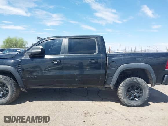 2021 Ram 1500 TRX с VIN 1C6SRFU93MN764676, выставлен на аукционе IAAI как лот 42873685 с пробегом 19 921 миль миль и . История ставок и продаж доступна на DreamBid. Изображение 15.