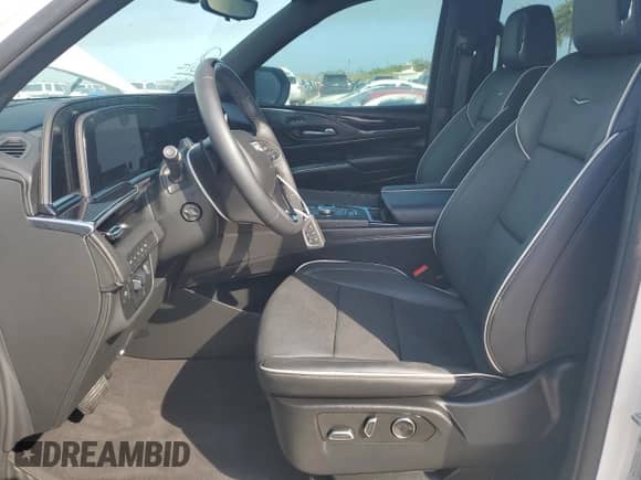 2024 Cadillac Escalade 4WD Sport с VIN 1GYS4EKL4RR186680, выставлен на аукционе Copart как лот 76177104 с пробегом 3 934 миль миль и На запчасти • Non repairable. История ставок и продаж доступна на DreamBid. Изображение 7.