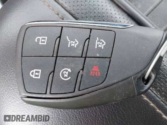 2021 Chevrolet Tahoe Premier с VIN 1GNSKSKD6MR294690, выставлен на аукционе IAAI как лот 42196702 с пробегом 94 661 миль миль и . История ставок и продаж доступна на DreamBid. Изображение 11.