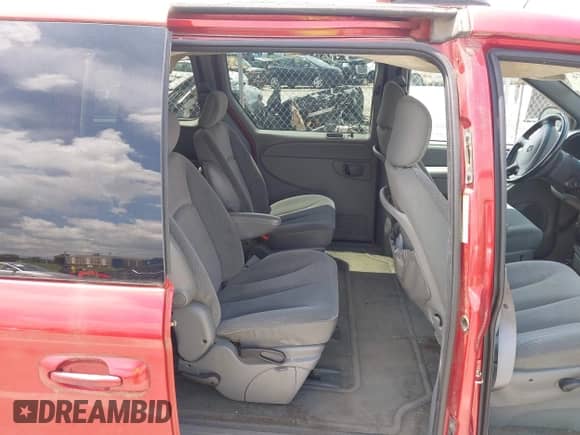 2004 Dodge Caravan SXT with VIN 2D4GP44L34R542214, listed as a IAAI auction lot 42746119 with 200,614 mi miles and . Bid and sale history available at DreamBid. Image 8.