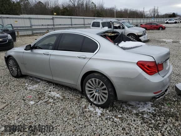 2012 BMW 7 Series 750i with VIN WBAKA8C5XCCY37740, listed as a Copart auction lot 39655404 with Not provided miles and Salvage title. Bid and sale history available at DreamBid. Image 2.