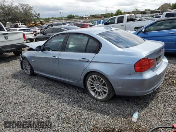 2010 BMW 3 Series 335d с VIN WBAPN7C50AA778016, выставлен на аукционе Copart как лот 52381775 с пробегом 111 604 миль миль и На запчасти • Non repairable. История ставок и продаж доступна на DreamBid. Изображение 2.