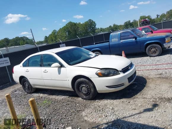 2007 Chevrolet Impala Police Unmarked Police с VIN 2G1WS55R579382981, выставлен на аукционе IAAI как лот 43213075 с пробегом 218 262 миль миль и . История ставок и продаж доступна на DreamBid. Изображение 13.