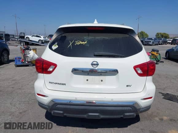 2019 Nissan Pathfinder SV с VIN 5N1DR2MN7KC584791, выставлен на аукционе IAAI как лот 42533680 с пробегом 57 943 миль миль и . История ставок и продаж доступна на DreamBid. Изображение 17.