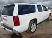 2007 Chevrolet Suburban LTZ z VIN 3GNFC16J47G100560, wystawiony jako IAAI lot #42432799 z przebiegiem 233 595 mil mil oraz . Historia ofert i sprzedaży dostępna na DreamBid. Obrazek 4.