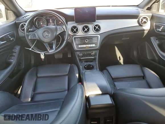 2018 Mercedes-Benz CLA 250 z VIN WDDSJ4EB0JN610949, wystawiony jako Copart lot #82372355 z przebiegiem 80 504 mil mil oraz Szkoda całkowita • Salvage title. Historia ofert i sprzedaży dostępna na DreamBid. Obrazek 8.