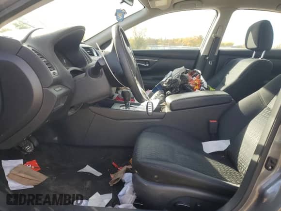 2016 Nissan Altima SR z VIN 1N4AL3AP1GC222280, wystawiony jako Copart lot #82619545 z przebiegiem 124 005 mil mil oraz Czysty tytuł • Clean title. Historia ofert i sprzedaży dostępna na DreamBid. Obrazek 7.