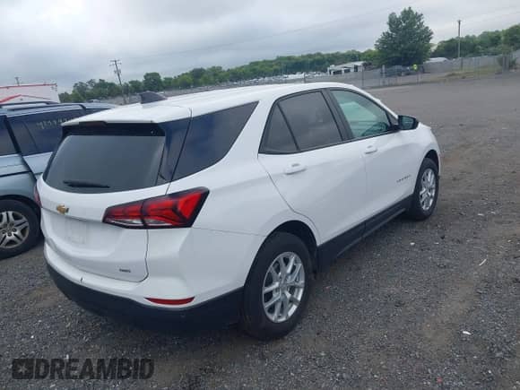 2024 Chevrolet Equinox LS z VIN 3GNAX5EG3RL289577, wystawiony jako IAAI lot #42953501 z przebiegiem 44 134 mil mil oraz . Historia ofert i sprzedaży dostępna na DreamBid. Obrazek 4.