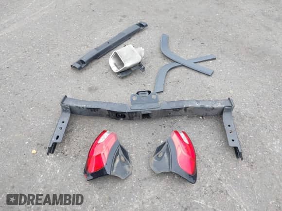 2016 Jeep Cherokee Latitude с VIN 1C4PJMCS4GW270680, выставлен на аукционе IAAI как лот 43198851 с пробегом 97 156 миль миль и . История ставок и продаж доступна на DreamBid. Изображение 12.