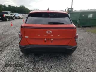 2024 Hyundai Kona SEL с VIN KM8HC3AB4RU099399, выставлен на аукционе Copart как лот 64503224 с пробегом 155 миль миль и Списание • Salvage title. История ставок и продаж доступна на DreamBid. Изображение 6.