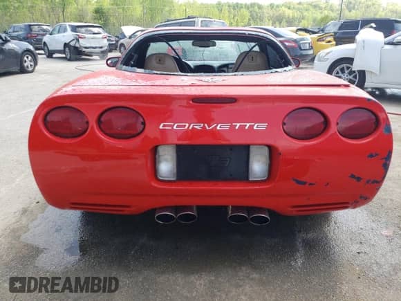 1998 Chevrolet Corvette с VIN 1G1YY22G4W5117800, выставлен на аукционе Copart как лот 51375684 с пробегом 145 786 миль миль и На запчасти • Non repairable. История ставок и продаж доступна на DreamBid. Изображение 6.