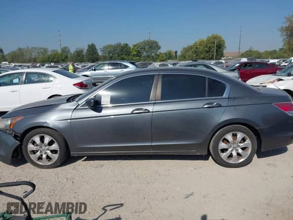 2010 Honda Accord EX-L с VIN 1HGCP2F89AA032542, выставлен на аукционе IAAI как лот 43191047 с пробегом 259 418 миль миль и . История ставок и продаж доступна на DreamBid. Изображение 14.
