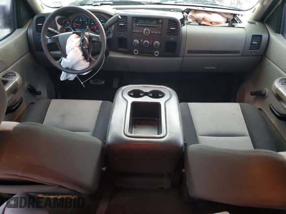 2009 Chevrolet Silverado 3500HD SRW Work Truck с VIN 1GCHC73K59F151622, выставлен на аукционе Copart как лот 71975795 с пробегом 145 812 миль миль и Списание • Salvage title. История ставок и продаж доступна на DreamBid. Изображение 8.