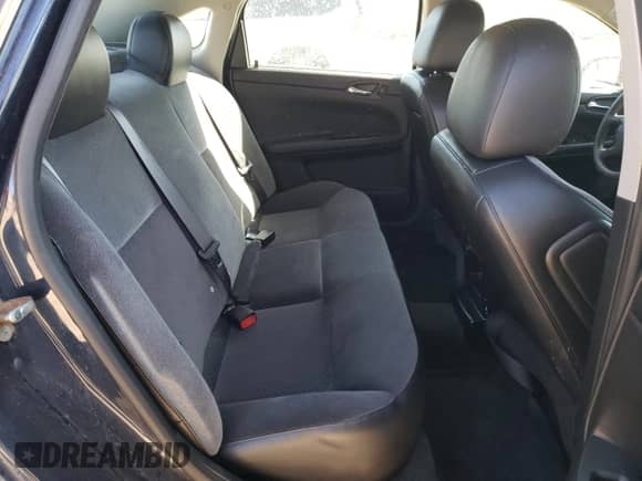 2012 Chevrolet Impala Police Police z VIN 2G1WD5E34C1200492, wystawiony jako Copart lot #47435885 z przebiegiem 201 910 mil mil oraz Szkoda całkowita • Salvage title. Historia ofert i sprzedaży dostępna na DreamBid. Obrazek 10.