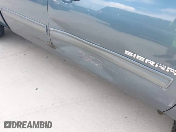 2009 GMC Sierra 1500 SL с VIN 3GTEC13C19G110458, выставлен на аукционе IAAI как лот 43303130 с пробегом 287 406 миль миль и . История ставок и продаж доступна на DreamBid. Изображение 17.