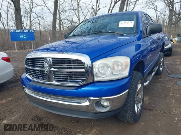 2007 Dodge 1500 SLT z VIN 1D7HU18P47S191361, wystawiony jako IAAI lot #41582937 z przebiegiem 149 670 mil mil oraz . Historia ofert i sprzedaży dostępna na DreamBid. Obrazek 2.