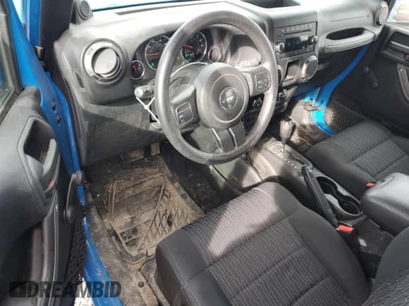 2011 Jeep Wrangler Sport z VIN 1J4AA2D16BL553053, wystawiony jako Copart lot #71123715 z przebiegiem 51 042 mil mil oraz Nie do naprawy • Non repairable. Historia ofert i sprzedaży dostępna na DreamBid. Obrazek 8.