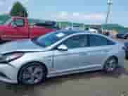 2016 Hyundai Sonata Limited с VIN KMHE34L14GA014699, выставлен на аукционе IAAI как лот 42788534 с пробегом 55 455 миль миль и . История ставок и продаж доступна на DreamBid. Изображение 14.