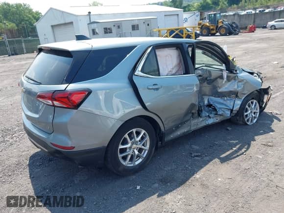 2024 Chevrolet Equinox LT с VIN 3GNAXKEG6RS117127, выставлен на аукционе IAAI как лот 42656743 с пробегом 49 787 миль миль и . История ставок и продаж доступна на DreamBid. Изображение 4.