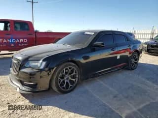 2018 Chrysler 300 S с VIN 2C3CCABTXJH237274, выставлен на аукционе Copart как лот 80579094 с пробегом 61 056 миль миль и Списание • Salvage title. История ставок и продаж доступна на DreamBid. Изображение 1.