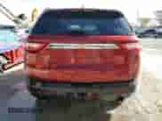 2018 Chevrolet Traverse LT Cloth z VIN 1GNERGKW6JJ281018, wystawiony jako Copart lot #55261455 z przebiegiem 111 630 mil mil oraz Nie do naprawy • Non repairable. Historia ofert i sprzedaży dostępna na DreamBid. Obrazek 6.