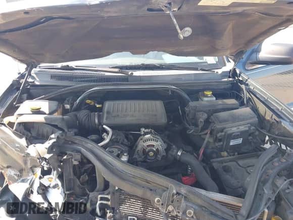 2007 Jeep Grand Cherokee Limited с VIN 1J8HR58NX7C565976, выставлен на аукционе IAAI как лот 43240302 с пробегом 251 852 миль миль и . История ставок и продаж доступна на DreamBid. Изображение 10.