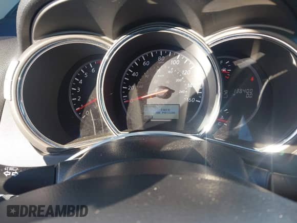 2011 Nissan Murano SV z VIN JN8AZ1MW6BW166669, wystawiony jako IAAI lot #43146522 z przebiegiem 138 400 mil mil oraz . Historia ofert i sprzedaży dostępna na DreamBid. Obrazek 7.