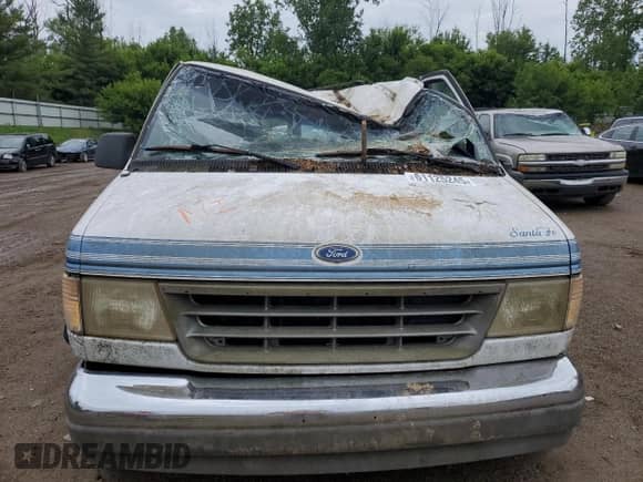 1994 Ford Econoline Cargo с VIN 1FDEE14N5RHA67982, выставлен на аукционе Copart как лот 61125245 с пробегом Не указан миль и Чистый • Clean title. История ставок и продаж доступна на DreamBid. Изображение 5.