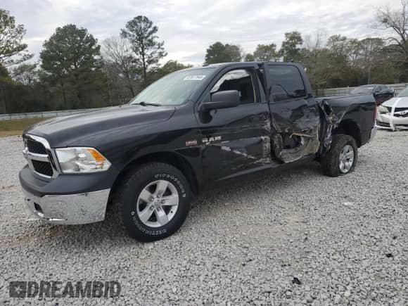 2017 Ram 1500 Express z VIN 3C6RR7KT9HG793648, wystawiony jako Copart lot #87637945 z przebiegiem 87 348 mil mil oraz Szkoda całkowita • Salvage title. Historia ofert i sprzedaży dostępna na DreamBid. Obrazek 1.