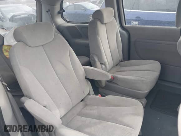 2008 Hyundai Entourage GLS с VIN KNDMC233986047384, выставлен на аукционе IAAI как лот 41427015 с пробегом 222 411 миль миль и . История ставок и продаж доступна на DreamBid. Изображение 8.