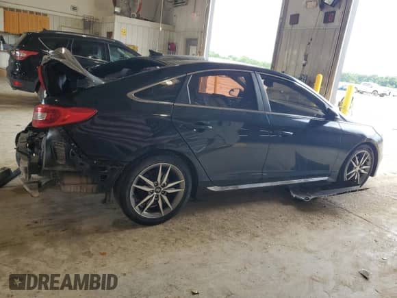 2017 Hyundai Sonata Sport с VIN 5NPE34AB0HH534716, выставлен на аукционе Copart как лот 60077035 с пробегом 87 517 миль миль и Списание • Salvage title. История ставок и продаж доступна на DreamBid. Изображение 3.