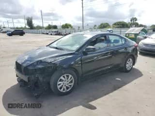 2018 Hyundai Elantra SE z VIN KMHD74LF6JU613704, wystawiony jako Copart lot #85356045 z przebiegiem 60 821 mil mil oraz Szkoda całkowita • Salvage title. Historia ofert i sprzedaży dostępna na DreamBid. Obrazek 1.