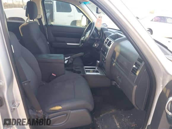 2011 Dodge Nitro SXT с VIN 1D4PT5GK1BW540941, выставлен на аукционе IAAI как лот 41317056 с пробегом 202 819 миль миль и . История ставок и продаж доступна на DreamBid. Изображение 5.