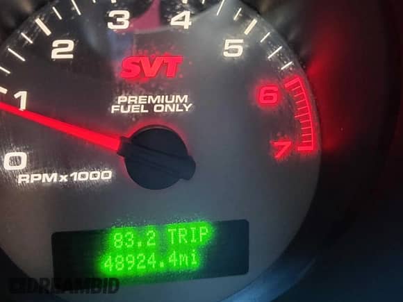 2009 Ford Mustang Shelby GT500 z VIN 1ZVHT88S395134593, wystawiony jako Copart lot #65560435 z przebiegiem 48 924 mil mil oraz Czysty tytuł • Clean title. Historia ofert i sprzedaży dostępna na DreamBid. Obrazek 8.