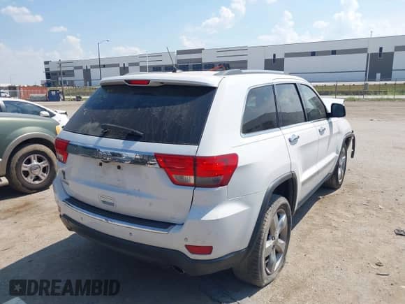 2013 Jeep Grand Cherokee Limited с VIN 1C4RJEBG5DC546261, выставлен на аукционе IAAI как лот 43240793 с пробегом 232 402 миль миль и . История ставок и продаж доступна на DreamBid. Изображение 4.
