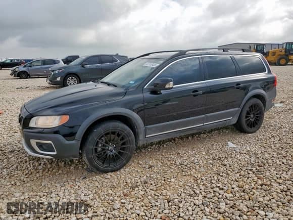 2013 Volvo XC70 T6 с VIN YV4902BZ7D1151073, выставлен на аукционе Copart как лот 63743405 с пробегом 138 044 миль миль и Списание • Salvage title. История ставок и продаж доступна на DreamBid. Изображение 1.