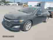 2019 Chevrolet Malibu LT z VIN 1G1ZD5ST9KF134823, wystawiony jako IAAI lot #43271179 z przebiegiem 80 790 mil mil oraz . Historia ofert i sprzedaży dostępna na DreamBid. Obrazek 17.