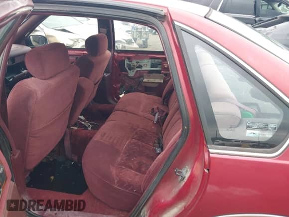 1995 Chevrolet Caprice с VIN 1G1BL52WXSR137372, выставлен на аукционе IAAI как лот 42831487 с пробегом 70 312 миль миль и . История ставок и продаж доступна на DreamBid. Изображение 8.