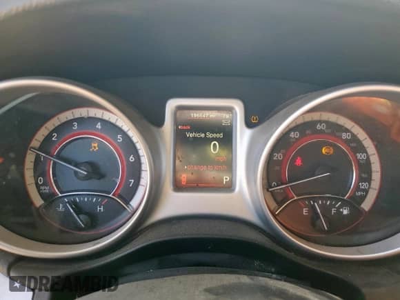 2020 Dodge Journey SE Value with VIN 3C4PDCAB1LT280278, listed as a Copart auction lot 71602155 with 196,647 mi miles and Salvage title. Bid and sale history available at DreamBid. Image 9.