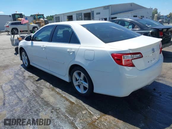 2014 Toyota Camry L with VIN 4T1BF1FK1EU431867, listed as a IAAI auction lot 43118670 with 169,051 mi miles and . Bid and sale history available at DreamBid. Image 3.