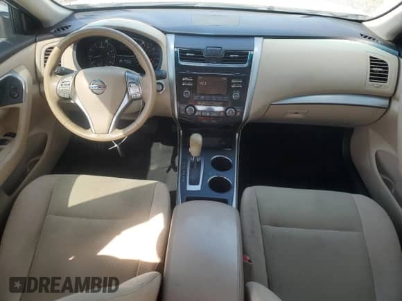 2015 Nissan Altima SV с VIN 1N4AL3AP7FC570485, выставлен на аукционе Copart как лот 82542955 с пробегом 80 637 миль миль и Списание • Salvage title. История ставок и продаж доступна на DreamBid. Изображение 8.