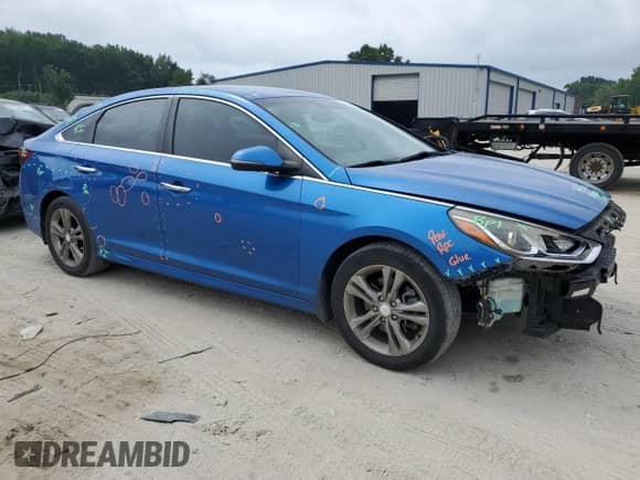 2018 Hyundai Sonata Sport z VIN 5NPE34AF6JH616541, wystawiony jako Copart lot #62852935 z przebiegiem 138 936 mil mil oraz Szkoda całkowita • Salvage title. Historia ofert i sprzedaży dostępna na DreamBid. Obrazek 4.