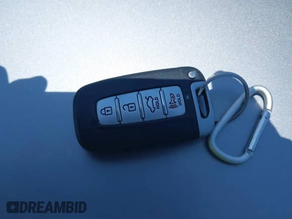 2015 Hyundai Sonata Limited z VIN KMHEC4A42FA138403, wystawiony jako IAAI lot #42464517 z przebiegiem Nie podano mil oraz . Historia ofert i sprzedaży dostępna na DreamBid. Obrazek 11.