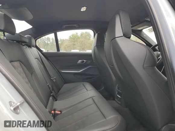 2021 BMW M3 с VIN WBS53AY08MFL00775, выставлен на аукционе Copart как лот 52444765 с пробегом 5 682 миль миль и Списание • Salvage title. История ставок и продаж доступна на DreamBid. Изображение 10.