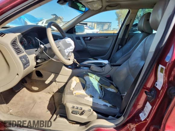 2006 Volvo XC70 z VIN YV4SZ592961228353, wystawiony jako Copart lot #84965285 z przebiegiem 210 143 mil mil oraz Szkoda całkowita • Salvage title. Historia ofert i sprzedaży dostępna na DreamBid. Obrazek 7.