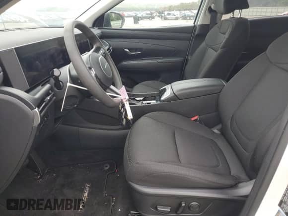 2025 Hyundai Tucson SEL with VIN 3KMJBCDE4SE003660, listed as a Copart auction lot 81555725 with 7,293 mi miles and Salvage title. Bid and sale history available at DreamBid. Image 7.