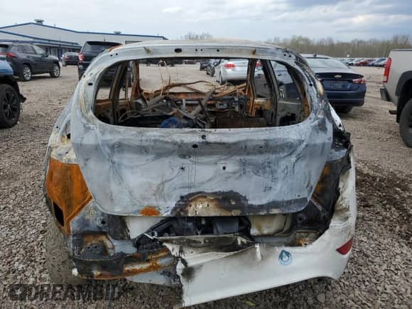 2012 Ford Fiesta SES с VIN 3FADP4FJ9CM106023, выставлен на аукционе Copart как лот 54492325 с пробегом Не указан миль и На запчасти • Non repairable. История ставок и продаж доступна на DreamBid. Изображение 6.