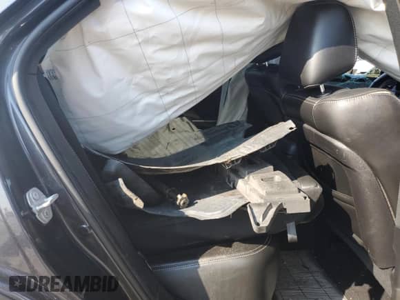 2019 Chrysler 300 S с VIN 2C3CCABG7KH516394, выставлен на аукционе Copart как лот 67281635 с пробегом 113 209 миль миль и Списание • Salvage title. История ставок и продаж доступна на DreamBid. Изображение 10.