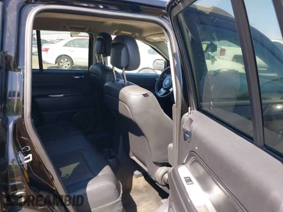 2017 Jeep Compass High Altitude with VIN 1C4NJCEBXHD182650, listed as a IAAI auction lot 43084199 with 98,662 mi miles and . Bid and sale history available at DreamBid. Image 8.