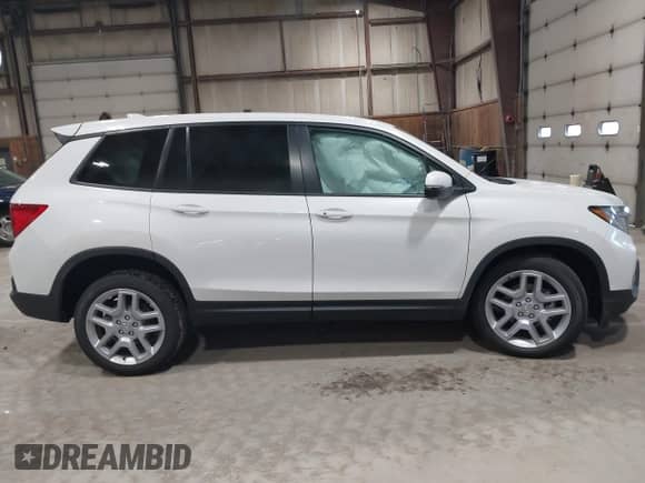 2025 Honda Passport EX-L с VIN 5FNYF8H5XSB017943, выставлен на аукционе IAAI как лот 42027857 с пробегом 1 822 миль миль и . История ставок и продаж доступна на DreamBid. Изображение 13.